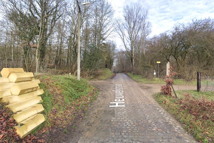 Heuvelstraat verbindingsbaan van Tiensebaan naar Halensebaan